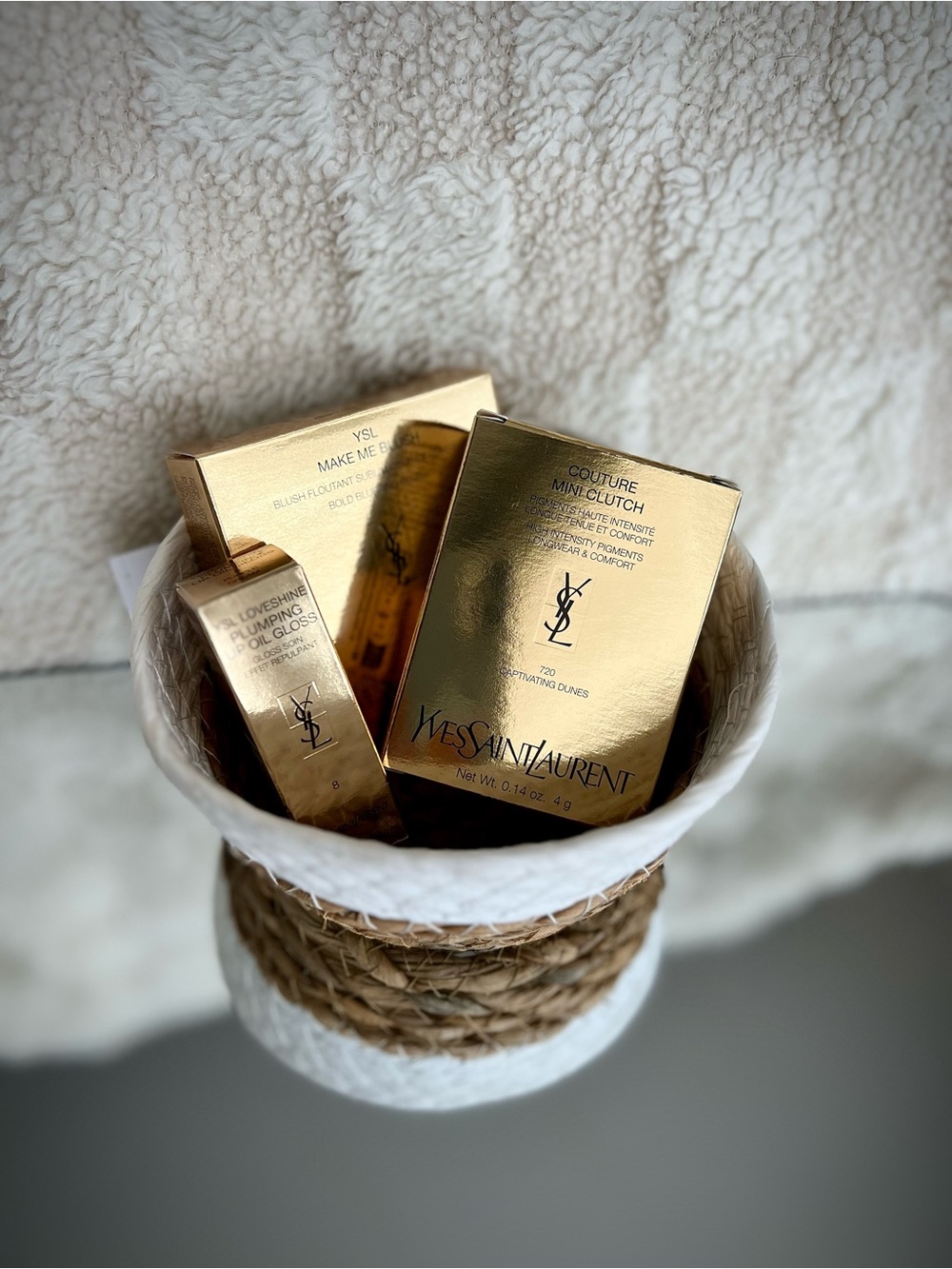 💛 Mother’s Day YSL bundle 💛 Eye palette, blush compact and plumping lip oil - Picture 3 of 7